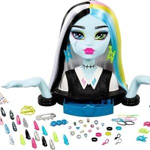 Monster High Styling Head with Blue and Black Hair